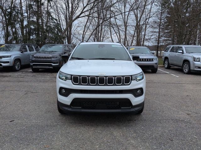 2024 Jeep Compass Latitude Lux