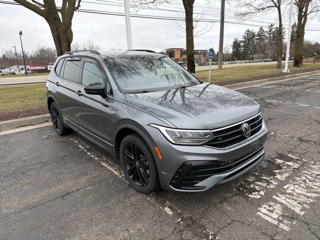 2022 Volkswagen Tiguan 2.0T SE R-Line Black