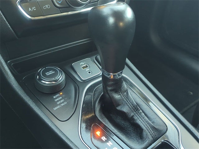 2023 Jeep Cherokee Altitude Lux 4x4