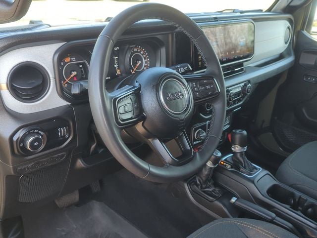 2025 Jeep Wrangler 4-Door Willys 4x4