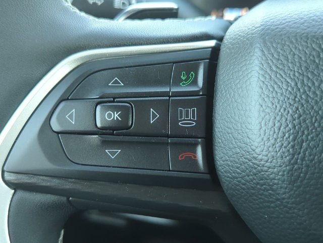 2025 Jeep Grand Cherokee Laredo X 4x4