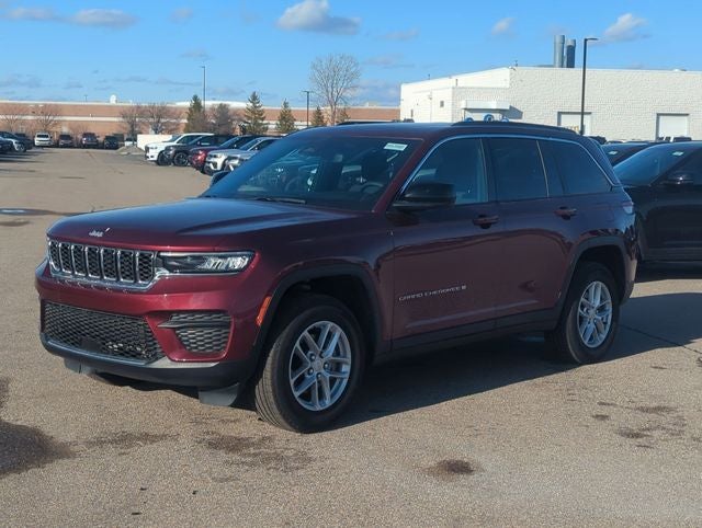 2024 Jeep Grand Cherokee Laredo X 4x4