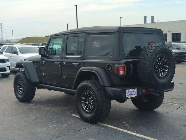 2025 Jeep Wrangler 4-Door Willys 4x4