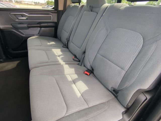 2020 RAM 1500 Big Horn Crew Cab 4x4 5'7' Box