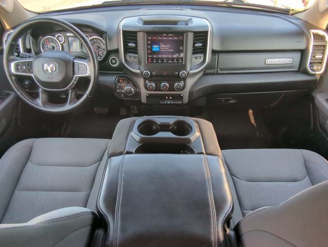 2020 RAM 1500 Big Horn Crew Cab 4x4 5'7' Box