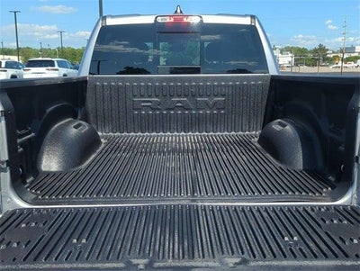 2022 RAM 1500 Big Horn Crew Cab 4x4 5'7' Box