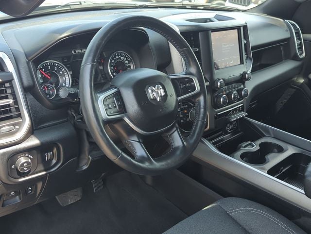 2020 RAM 1500 Big Horn Crew Cab 4x4 5'7' Box