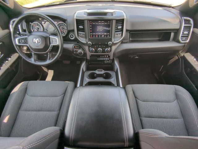 2020 RAM 1500 Big Horn Crew Cab 4x4 5'7' Box