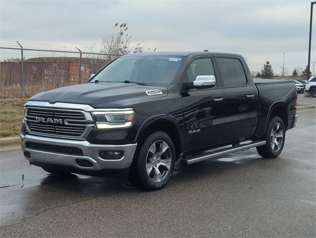 2019 RAM 1500 Laramie Crew Cab 4x4 5'7' Box