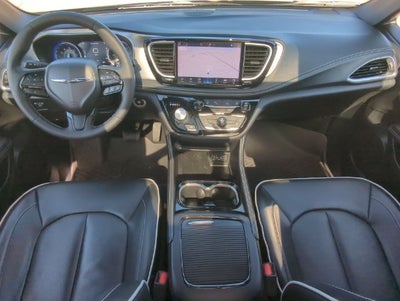 2025 Chrysler Pacifica Limited AWD