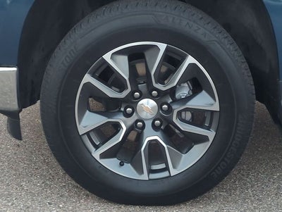 2024 Chevrolet Silverado 1500 4WD Crew Cab Short Bed LT with 2FL