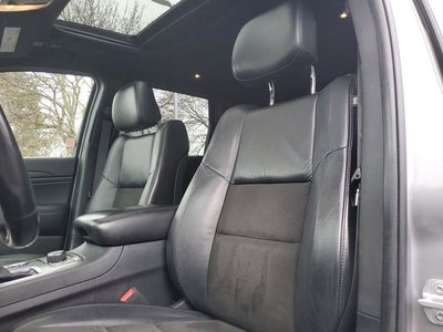 2020 Jeep Grand Cherokee Laredo