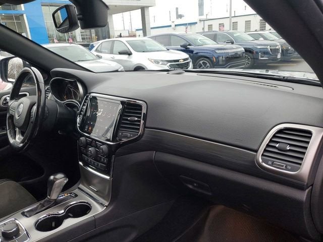 2020 Jeep Grand Cherokee Laredo