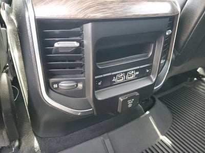 2019 RAM 1500 Laramie Crew Cab 4x4 5'7" Box