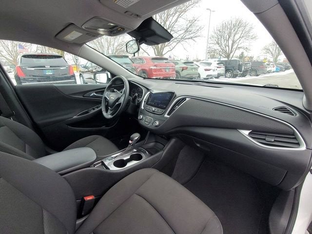 2023 Chevrolet Malibu RS