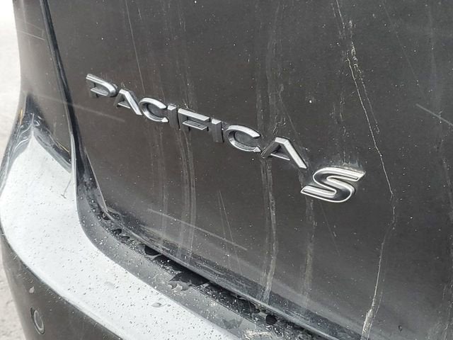 2020 Chrysler Pacifica Hybrid Touring