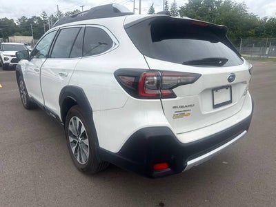 2024 Subaru Outback Touring XT
