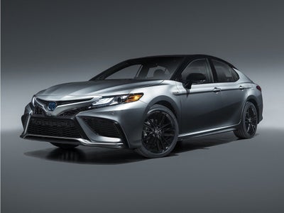 2022 Toyota Camry Hybrid XSE