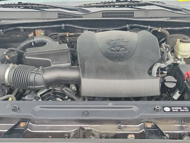 2016 Toyota Tacoma SR5