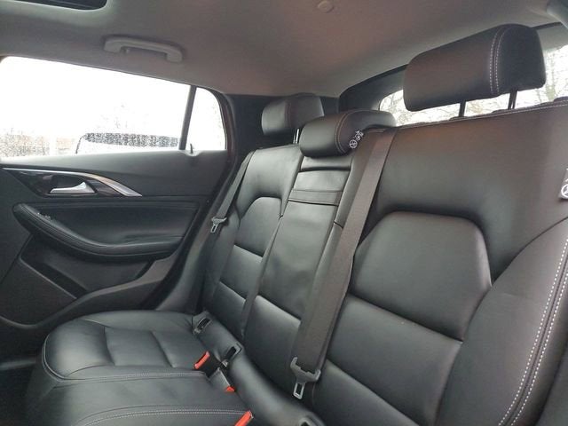 2017 INFINITI QX30 Premium