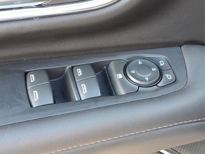 2023 GMC Yukon XL SLE