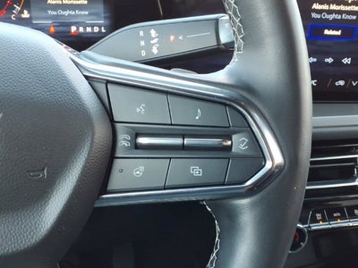 2024 Chevrolet Traverse LS