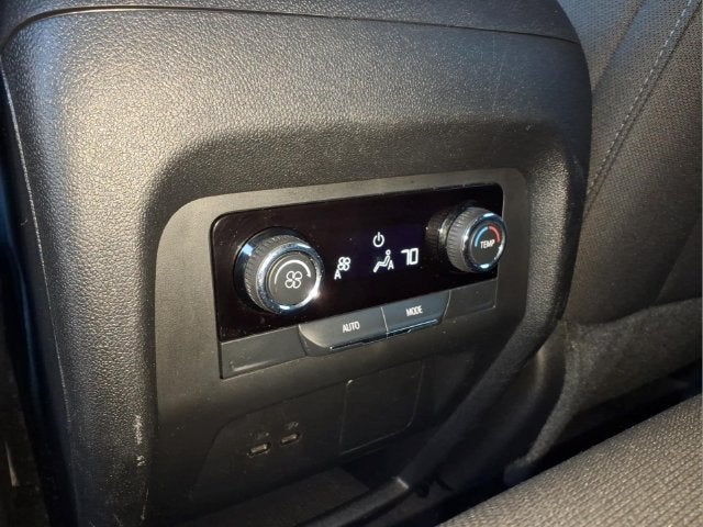 2024 Chevrolet Traverse LS