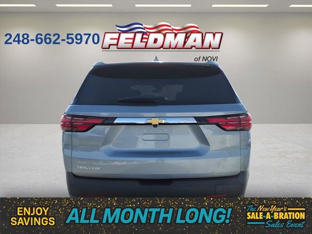 2023 Chevrolet Traverse LS