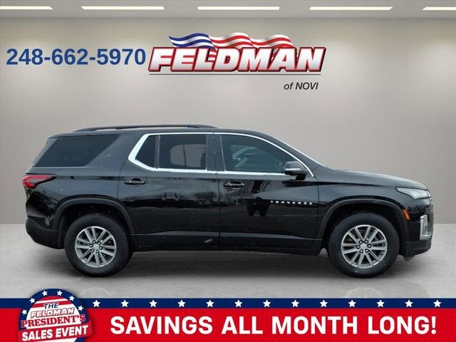 2023 Chevrolet Traverse LT Cloth