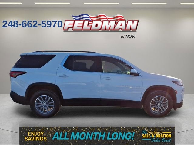 2023 Chevrolet Traverse LT Cloth