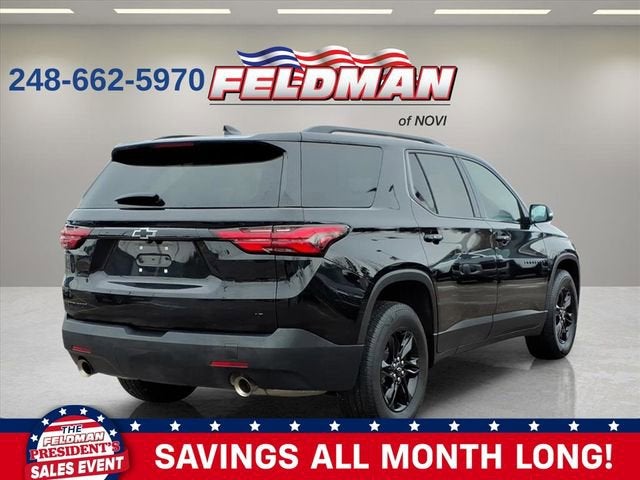 2023 Chevrolet Traverse LT Cloth