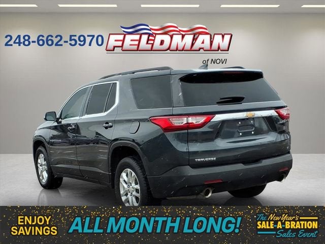 2021 Chevrolet Traverse LT Cloth