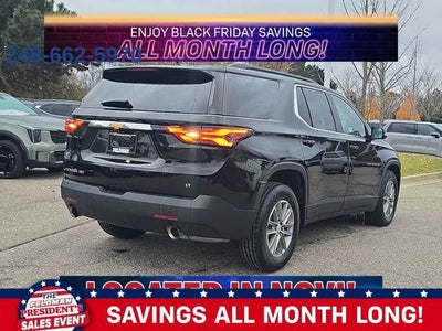 2023 Chevrolet Traverse LT Cloth