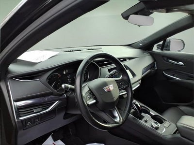 2023 Cadillac XT4 Luxury