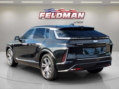 2024 Cadillac LYRIQ Luxury 2