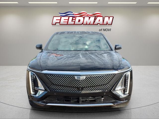 2024 Cadillac LYRIQ Luxury 2