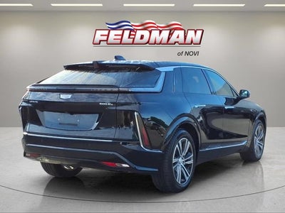 2024 Cadillac LYRIQ Luxury 2