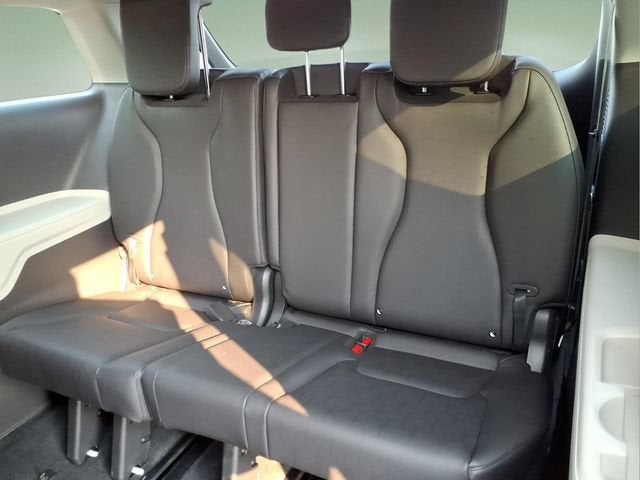 2024 Kia Carnival MPV LX Seat Package