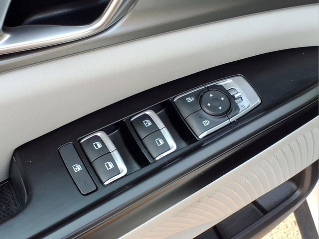 2024 Kia Carnival MPV LX Seat Package