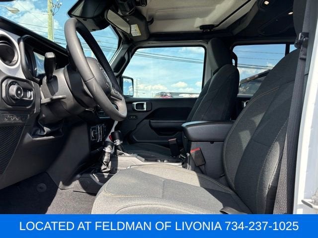 2025 Jeep Wrangler 4-Door Summit 4x4