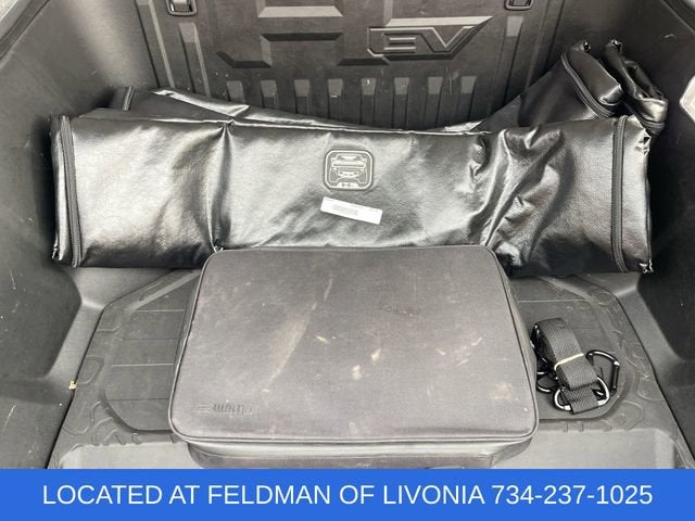 2024 GMC HUMMER EV SUV 2X