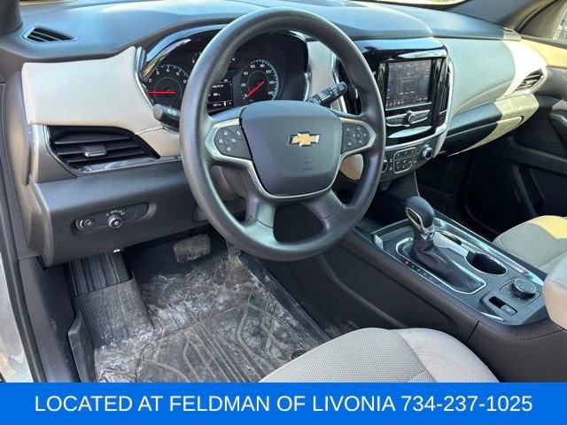 2023 Chevrolet Traverse LS