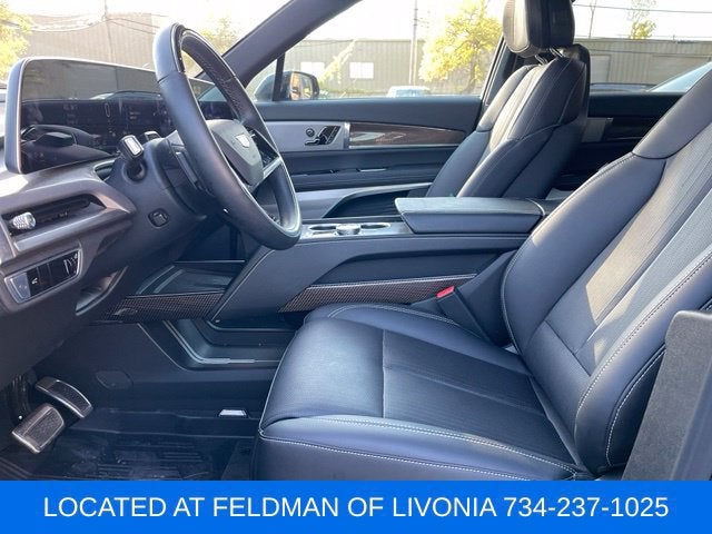 2026 Cadillac VISTIQ Sport