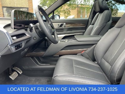 2026 Cadillac VISTIQ Sport
