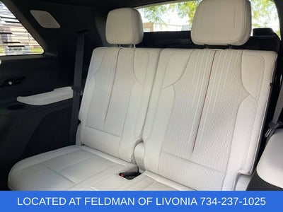 2026 Cadillac VISTIQ Sport