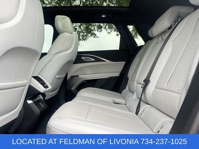 2024 Cadillac LYRIQ Luxury 2