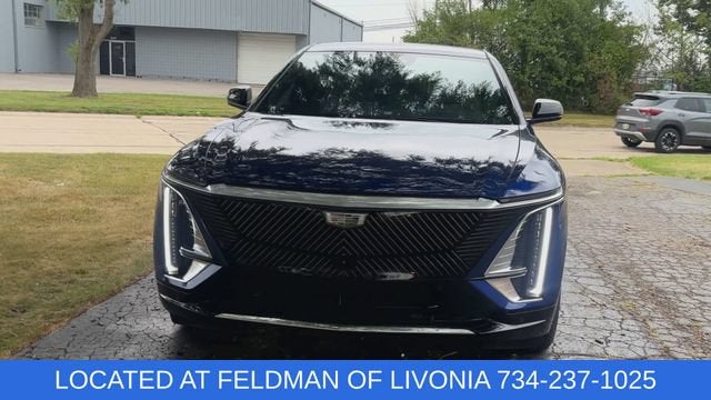 2024 Cadillac LYRIQ Luxury 2