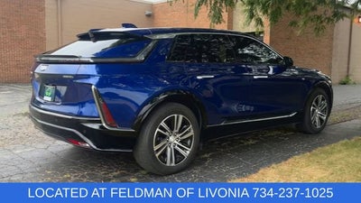 2024 Cadillac LYRIQ Luxury 2