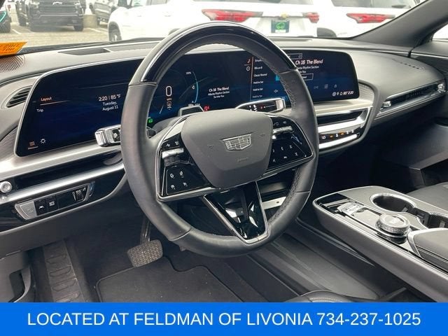 2024 Cadillac LYRIQ Luxury 2