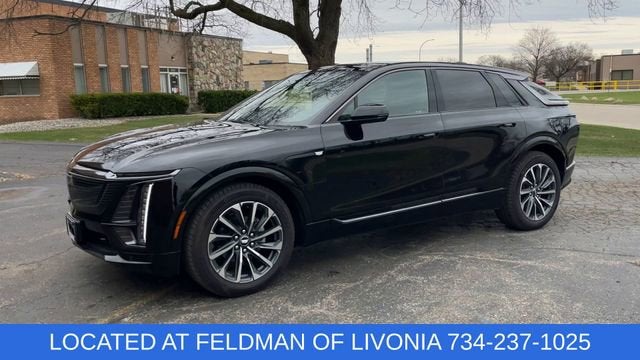 2024 Cadillac LYRIQ Sport 2